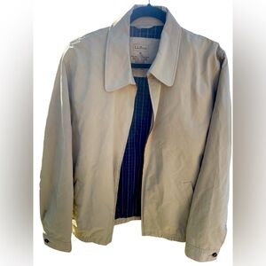 LL Bean Men’s size Medium khaki jacket/preppy lined zip